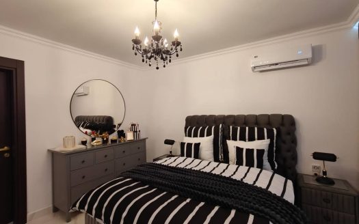 Просторная трёхкомнатная квартира с мебелью люкс — комплекс “Этара 4”, Святой Влас