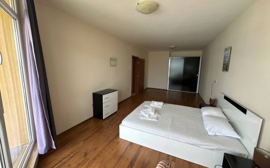 Two bedroom apartment with panoramic sea views and spacious terrace in Midia Family Resort, Aheloy