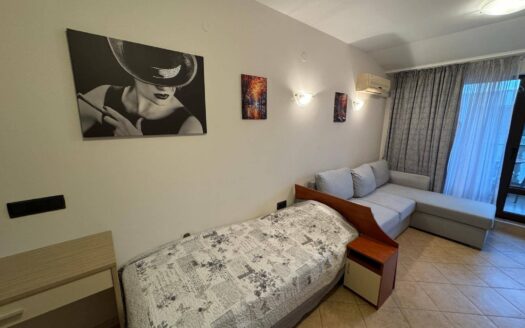 Двухкомнатная квартира в комплексе Royal Sun, Солнечный Берег