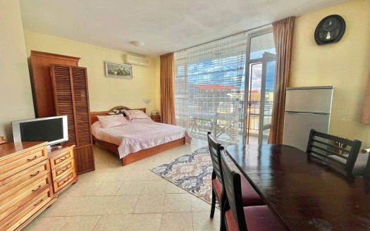 Студия с просторной планировкой в комплексе Carolina, Солнечный Берег