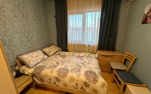 Двухкомнатная квартира в комплексе Royal Sun, Солнечный Берег