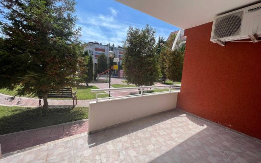 Spacious studio in the complex Sunny Fort, Sunny Beach - a good solution for living and vacationing