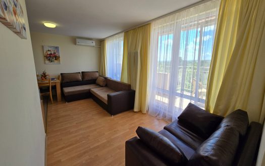 Двухкомнатная квартира на верхнем этаже в Nessebar Fort Club, Солнечный Берег