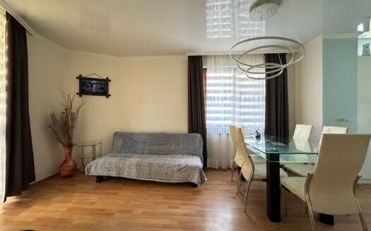 Трёхкомнатная квартира с видом на бассейн в комплексе Star Fish, Святой Влас