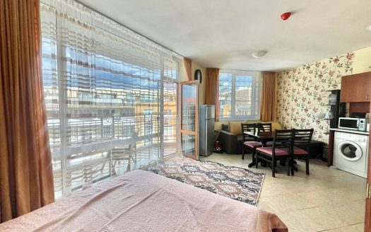 Студия с просторной планировкой в комплексе Carolina, Солнечный Берег