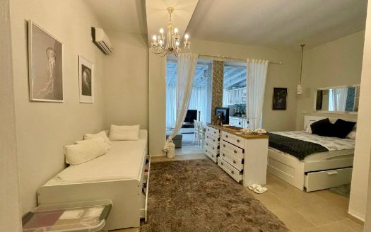 Четырёхкомнатная квартира с тремя спальнями в комплексе Sun Gate, Солнечный Берег