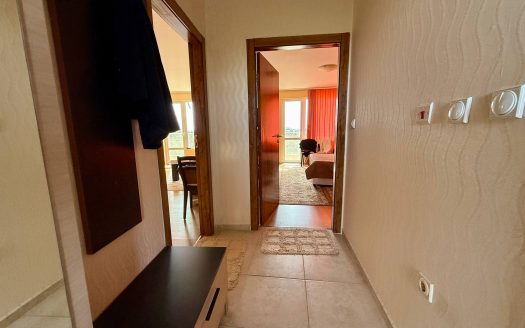 Двухкомнатная квартира в комплексе Jolly, Несебр