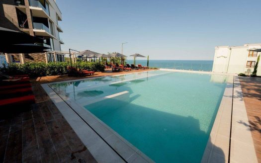 Студия с панорамным видом на море — Варна, район Чайка