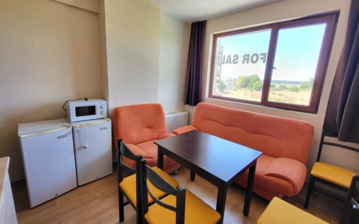 Двухкомнатная квартира с парковочным местом в комплексе Seasons 3, Солнечный Берег