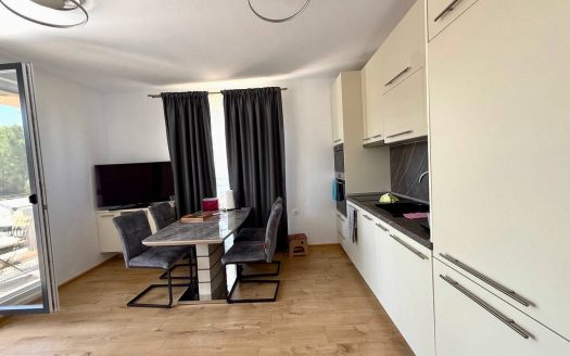 Трёхкомнатный апартамент в новом доме — Aphrodite Green, Солнечный Берег