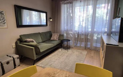 Трикімнатна квартира з двома спальнями в комплексі Sea Breeze, Святий Влас