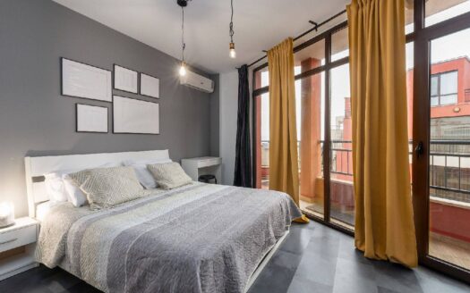 One bedroom apartment on the first line - an offer in a premium-class complex