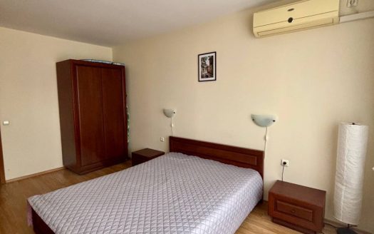 Двухкомнатная квартира на первой линии в Panorama Fort Noks, Святой Влас