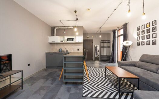 One bedroom apartment on the first line - an offer in a premium-class complex