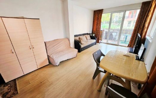 Studio with pool view - Sunny View Central, Sunny Beach