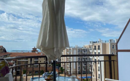 Трёхкомнатная квартира с двумя спальнями и двумя санузлами в комплексе Aqua Dreams, Святой Влас