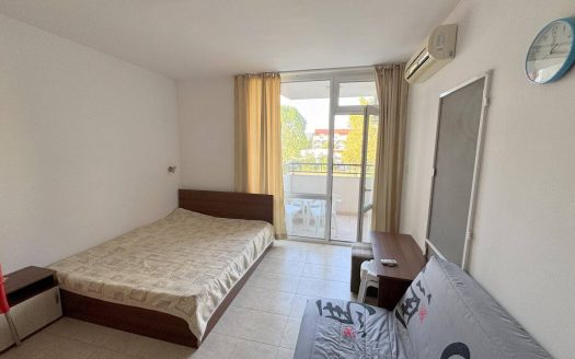 студія в центрі курорту для життя й оренди - Rose Residence, Сонячний Берег