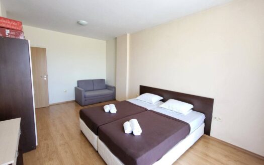 Двухкомнатная квартира с парковочным местом в комплексе Seasons 3, Солнечный Берег