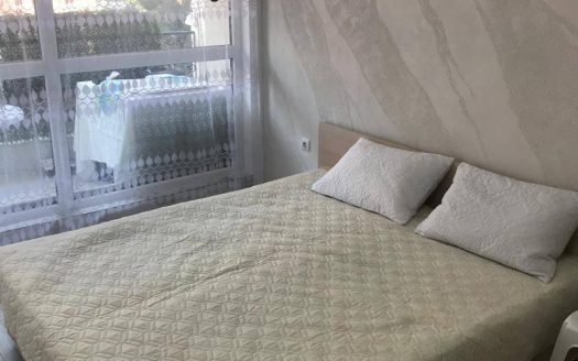 студія з видом на басейн у комплексі Magnolia 7, Сонячний Берег