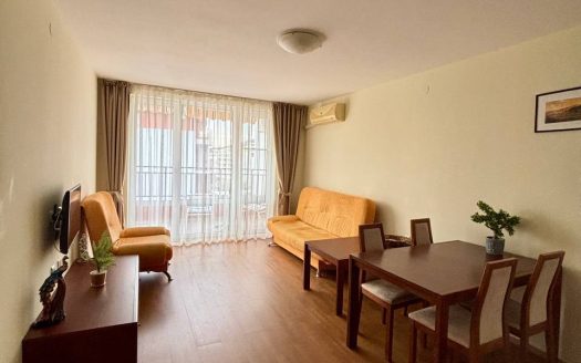 Двухкомнатная квартира на первой линии в Panorama Fort Noks, Святой Влас