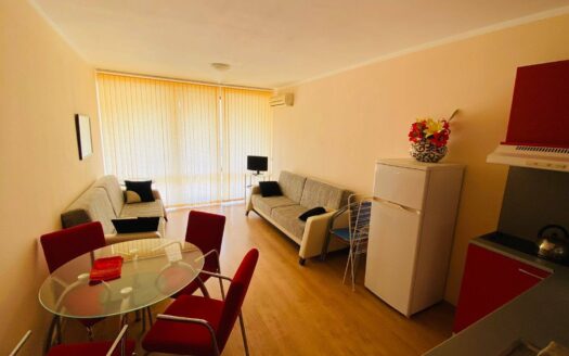 Studio with pool view in the complex Chateau Valon, Sunny Beach