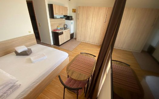 Crown Fort Club, Святой Влас — студия с видом на море всего в 100 метрах от пляжа