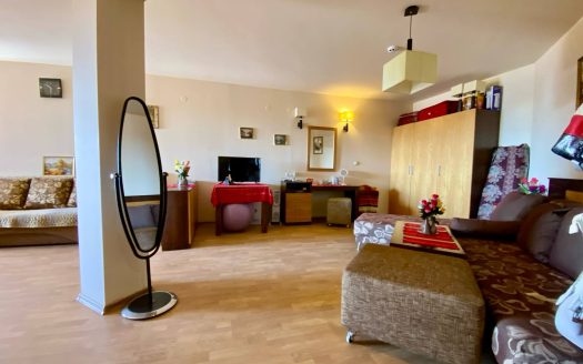 Cтудия с большой площадью по отличной цене , Солнечный берег — Chairite