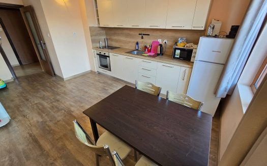 Двухкомнатный апартамент с возможностью перепланировки в трёхкомнатный — Tili, Равда