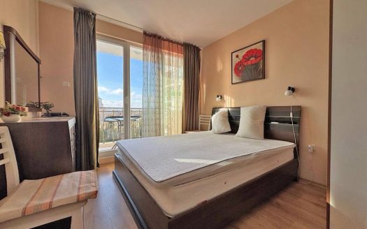 Трёхкомнатная квартира с бассейном в Messembria Palace ID: 79882