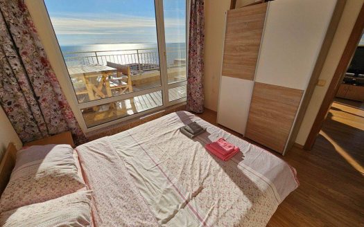 Двухкомнатная квартира с видом на море в Святом Власе ID: 77617