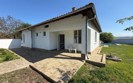 Дом с бассейном в Горица ID: 79294