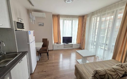 Двухкомнатная квартира с видом на бассейн в Tarsis ID: 79829