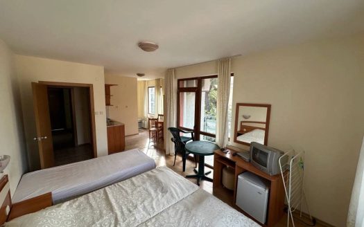 Двухкомнатная квартира с видом на бассейн в Amelia ID: 87626