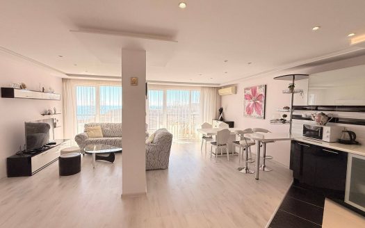 Трёхкомнатная квартира с видом на море в Равде ID: 87869