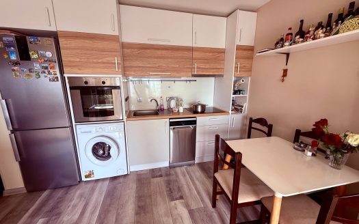 Двухкомнатная квартира у моря в Святом Власе ID: 85077