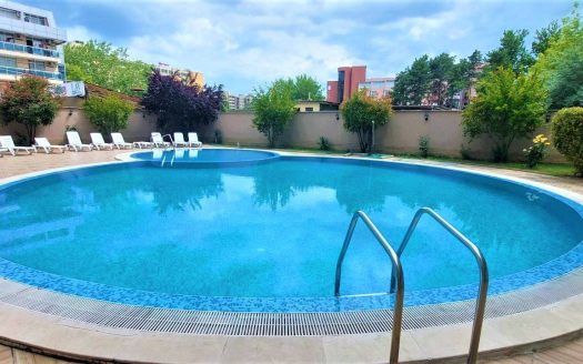 Двухкомнатная квартира с видом на бассейн в Premier, Солнечный Берег ID: 85958