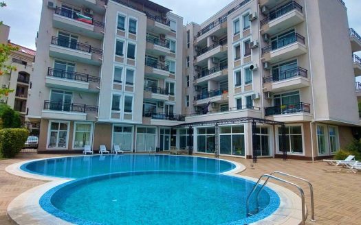 Двухкомнатная квартира с видом на бассейн в Premier, Солнечный Берег ID: 85958