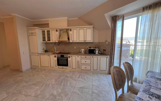 Четырёхкомнатная квартира в Izida Palace, Солнечный Берег ID: 83149