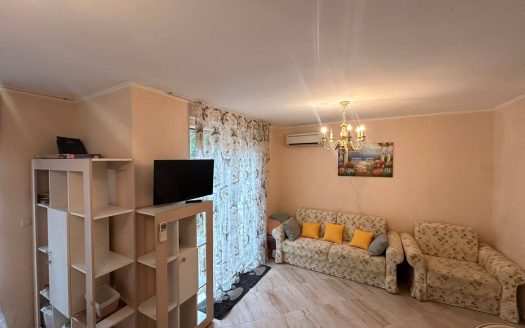 Трёхкомнатная квартира с двумя санузлами в Venera Palace ID: 86808