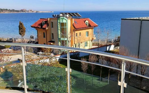 Трёхкомнатная квартира с видом на море в Равде ID: 87916