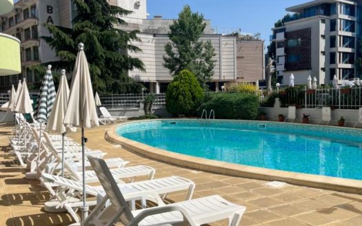 Трёхкомнатная квартира с двумя санузлами в Pirop City ID: 87365