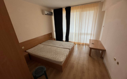 Двухкомнатная квартира с видом на бассейн, Солнечный берег ID: 90982