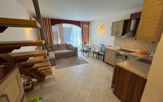 Мезонет с видом на бассейн в Amber Beach, Солнечный Берег ID: 91360