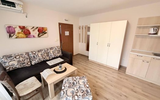 Двухкомнатная квартира в центре Солнечного Берега ID: 89209