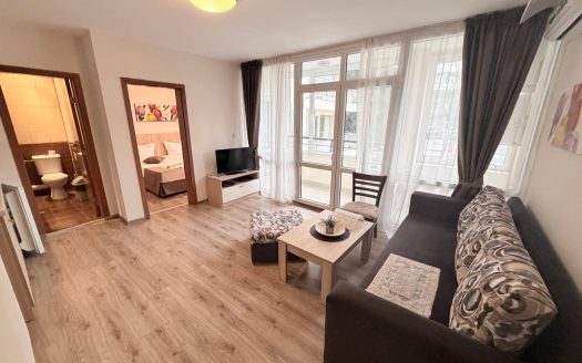 Двухкомнатная квартира в центре Солнечного Берега ID: 89209