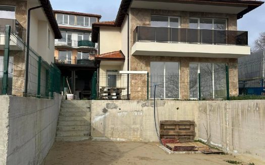 Дом в Бяла с 5 комнатами ID: 89605