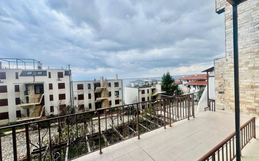 Трёхкомнатная квартира с двориком у моря в Святом Власе ID: 90436