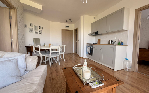 Трёхкомнатная квартира с ремонтом в Sunny Day 6, Солнечный берег ID: 90966