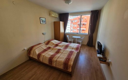 Студія з видом на басейн у Святому Власі ID: 93147