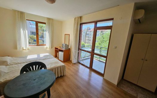 Двухкомнатная квартира с двумя санузлами, Солнечный берег ID: 93658